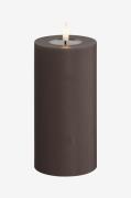 DeluxeHomeart - LED-pelarljus 7,5x15 cm - Brun - Ljus - Från Homeroom