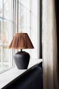 PR Home - Bordslampa Lilly - Grå - Bordslampor - Från Homeroom