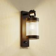 Lindby utomhusvägglampa Yrene, 20cm, svart, sensor, riffle