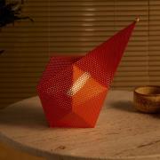 Gubi LED-bordslampa Bagdad, orange, höjd 36 cm, stål