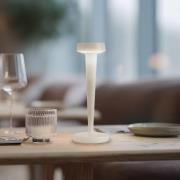 Lucande LED-batteridrivna ljusstakar Lea, vas, beige, 28 cm