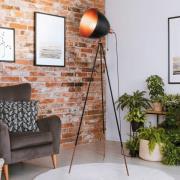 EGLO Golvlampa Chester i svart/koppar