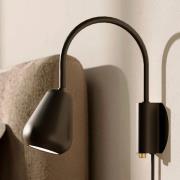 Nuura Aps Nuura spotlight till vägg Anoli, svart, metall, GU10, stickk...