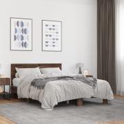 vidaXL Sängram brun ek 135x190 cm konstruerat trä och metall