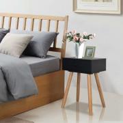 vidaXL Sängbord 2 st massiv furu 40x30x61 cm svart