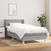 vidaXL Ramsäng med madrass ljusgrå 90x200 cm tyg