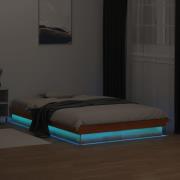 vidaXL Sängram med LED vaxad brun 120x190 cm massiv furu