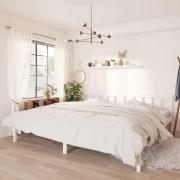 vidaXL Sängram vit massiv furu 200x200 cm