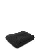 Throw Black Curly Lamb Fake Fur 130X170Cm Home Textiles Cushions & Bla...