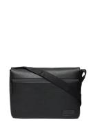 JOST Riga Shoulder Bag L Svart