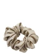 Lenoites Mulberry Silk Scrunchie Antique Gold Guld