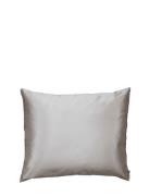 By Barb Pure Silk Pillow Case Beige Grå