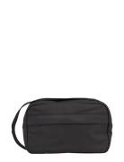 Calvin Klein Ck Faded Washbag Svart