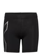 2XU Core Comp 5 Inch Shorts Svart