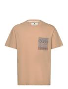 Anerkjendt Akkikki S/S Jacquard Pocket Tee Kräm