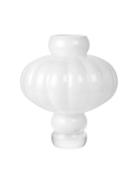 LOUISE ROE Balloon Vase #03 Vit