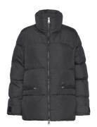 Casall Hero Puffer Jacket Svart