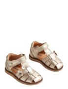 Wheat Sandal Closed Toe Sky Flower Guld