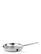 Eva Trio Stainless Steel Frying Pan 28 Cm H Ycomb Silver