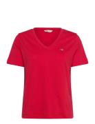 GANT Reg Shield Ss V-Neck T-Shirt Röd