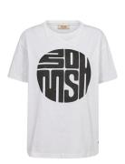MOS MOSH Mmzini O-Ss Tee Vit