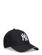 New Era Microfibre 9Forty Neyyan Svart