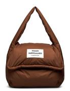 Mads Nørgaard Recycle Pillow Bomb Bag Brun