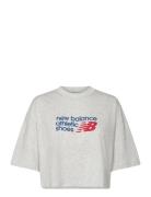 New Balance Athletics Premium Chest Logo Cropped T-Shirt Grå