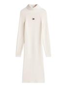 Tommy Jeans Tjw Mockneck Badge Sweater Dress Kräm