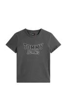 Tommy Jeans Tjw Reg Varsity Tee Ext Grå