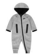 Nike Co-Coverall Grå