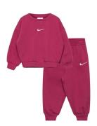 Nike F8-Fleece Pant Set Rosa