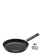 Fiskars Hard Face Frying Pan 24Cm Svart