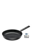 Fiskars Hard Face Frying Pan 28Cm Svart
