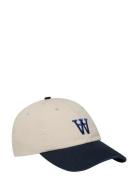 WOOD WOOD Wwaa Embroidery Cap 25246 Kräm