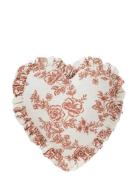 Anna + Nina Whimsical Rose Heart Cushion Röd