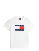 Tommy Jeans Tjw Reg Tj Flag Ss Tee Vit