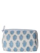 Au Maison Cosmetic Bag Blå