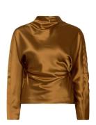 Malina Zora Barrel Sleeve Satin Blouse Brun